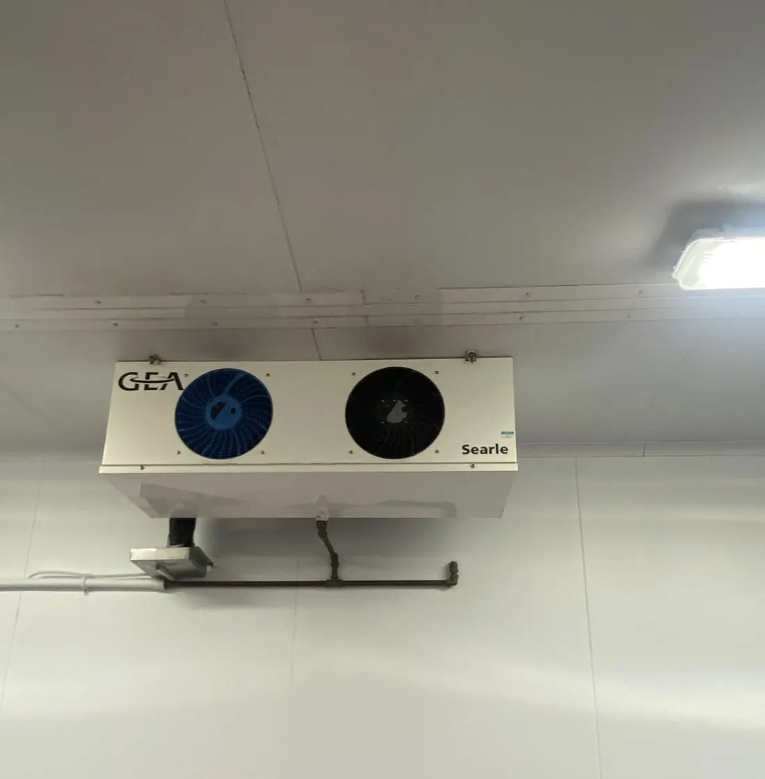 Ceiling-mounted unit and pipework